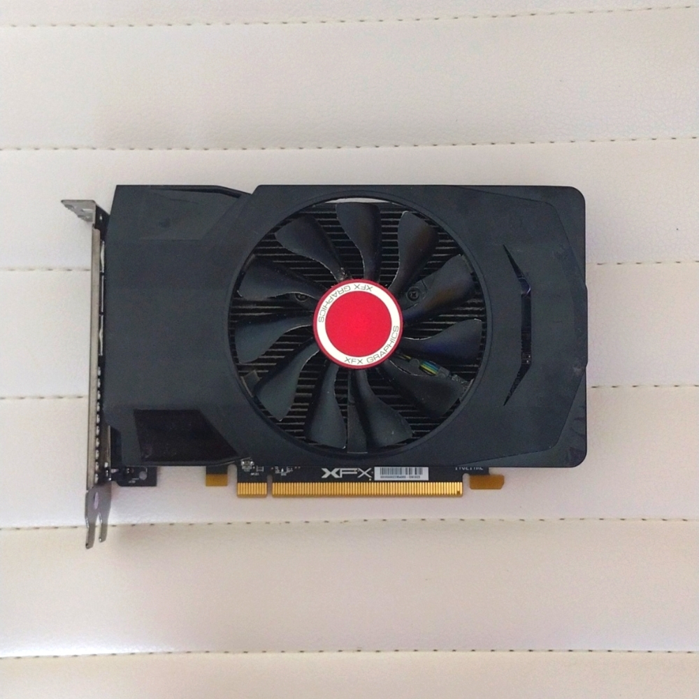 Radeon RX 560 2GB 1196M CORE DP HDMI